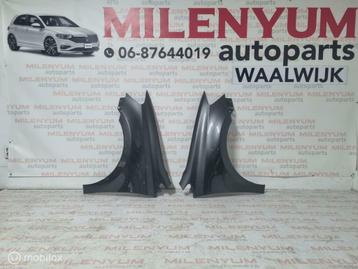 VOLKSWAGEN POLO 6R/6C RECHTS/LINKER SCHERM (2009/2017) LD7R beschikbaar voor biedingen