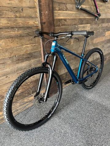 Cube Attention SLX Pro SlateGrey/black Maat S € 799,00 beschikbaar voor biedingen
