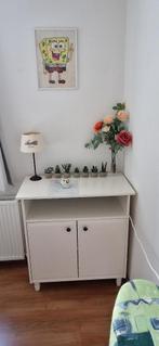 Wit IKEA kastje, type HEMNES met twee deurtjes, Ophalen, Zo goed als nieuw