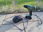 Bosch Universal drill 18 inclusief acculader, Doe-het-zelf en Verbouw, Ophalen, Gebruikt, Minder dan 600 watt, Vlakschuurmachine