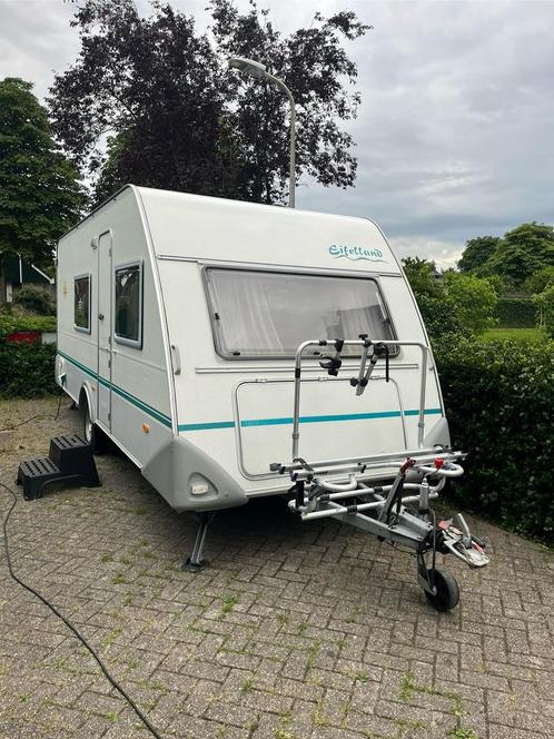 Gezinscaravan Eifelland Holiday 500 TKM met nieuwe beurt, Caravans en Kamperen, Caravans, Particulier, tot en met 5, 750 - 1000 kg