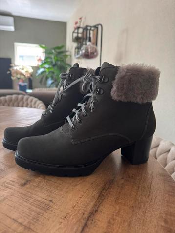 Stoere Durea Dames Schoenen / Laarsjes maat 7 H ( 40,5 ) beschikbaar voor biedingen