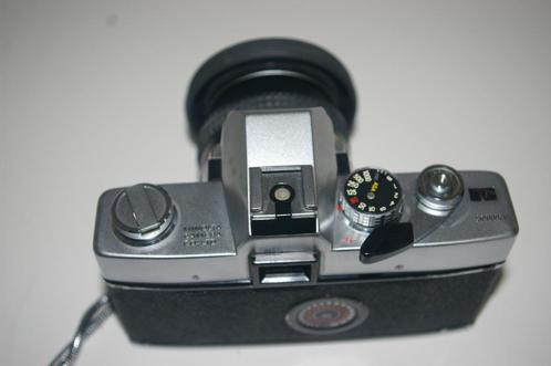 MINOLTA SR-T 303 camera. met toebehoren, Audio, Tv en Foto, Fotocamera's Analoog, Gebruikt, Spiegelreflex, Minolta, Ophalen of Verzenden