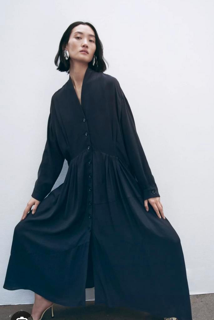 Zara Midnight Blue maxi dress M- l doorknoopjurk lang blauw, Kleding | Dames, Jurken, Zo goed als nieuw, Maat 42/44 (L), Blauw