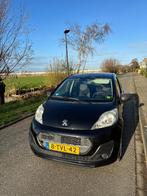 Peugeot 107 - 2014 Zwart - AIRCO - NAP - NLAUTO - 2e eig, Voorwielaandrijving, Stof, Zwart, 4 stoelen