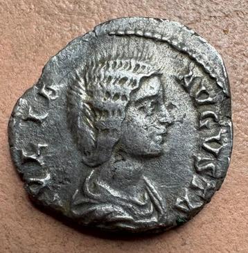 Romeinse zilveren Dinarius, Julia Domna (193-217 na Chr.) beschikbaar voor biedingen