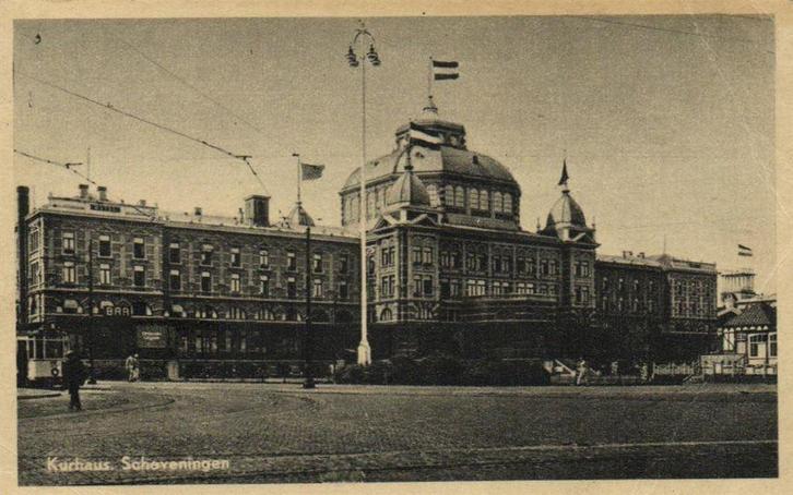 Kurhaus, Scheveningen - volk tram - 1947 gelopen, Verzamelen, Ansichtkaarten | Nederland, Ongelopen, Zuid-Holland, Voor 1920, Ophalen of Verzenden