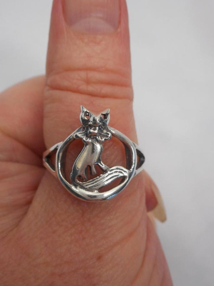 Zilveren vintage ring met vos maat 19.25 nr.135, Sieraden, Tassen en Uiterlijk, Ringen, Zo goed als nieuw, Dame, 19 tot 20, Zilver