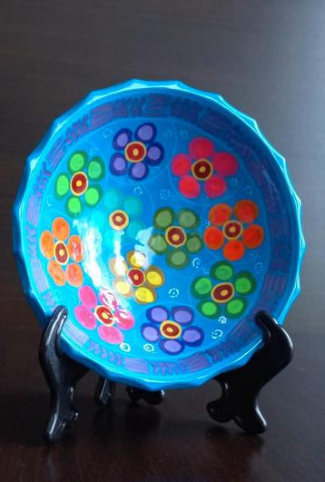 Vintage Handbeschilderde Keramiek schaal met felle kleuren beschikbaar voor biedingen