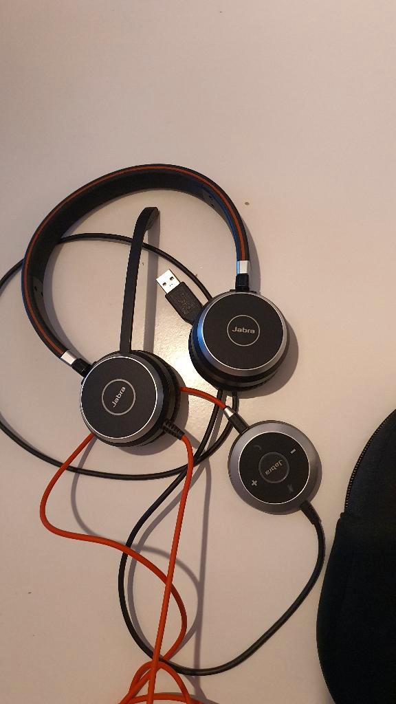 Jabra Evolve headset met controller, Computers en Software, Headsets, Gebruikt, On-ear, Bedraad, Ophalen of Verzenden