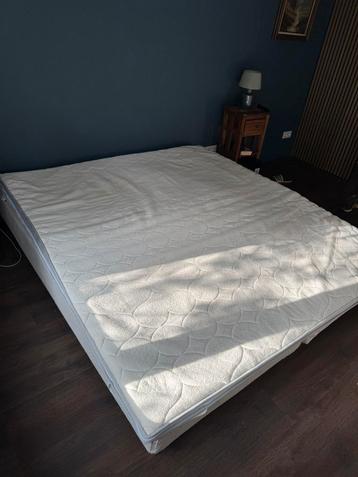 Heerlijke topper 180*200 van de Lidl beschikbaar voor biedingen