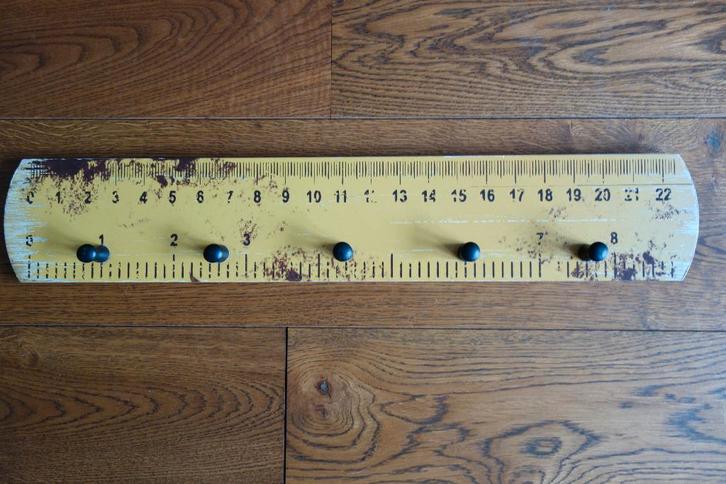 kapstok model Liniaal, Huis en Inrichting, Woonaccessoires | Kapstokken, Nieuw, Wandkapstok, Minder dan 100 cm, Hout, Ophalen of Verzenden