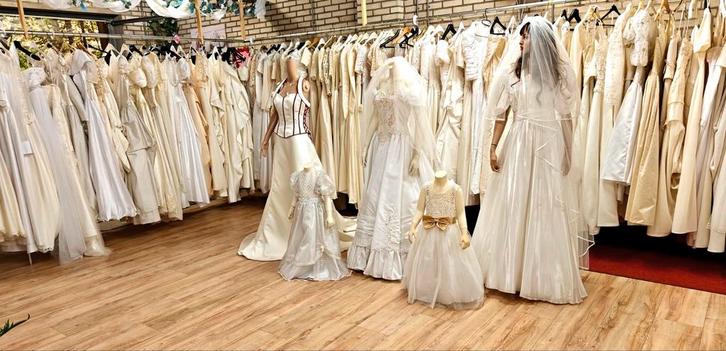Bruidsjurken Uitverkoop - vanaf €25!, Kleding | Dames, Trouwkleding en Trouwaccessoires, Gedragen, Trouwjurk, Wit, Ophalen