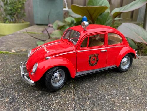 Volkswagen VW brandweer kever 1:18 Road Tough, Hobby en Vrije tijd, Modelauto's | 1:18, Gebruikt, Auto, Ophalen of Verzenden