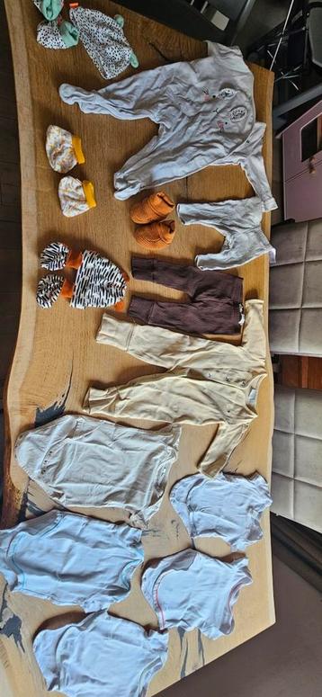 Pakketje unisex kleding maat 62 15 items  beschikbaar voor biedingen