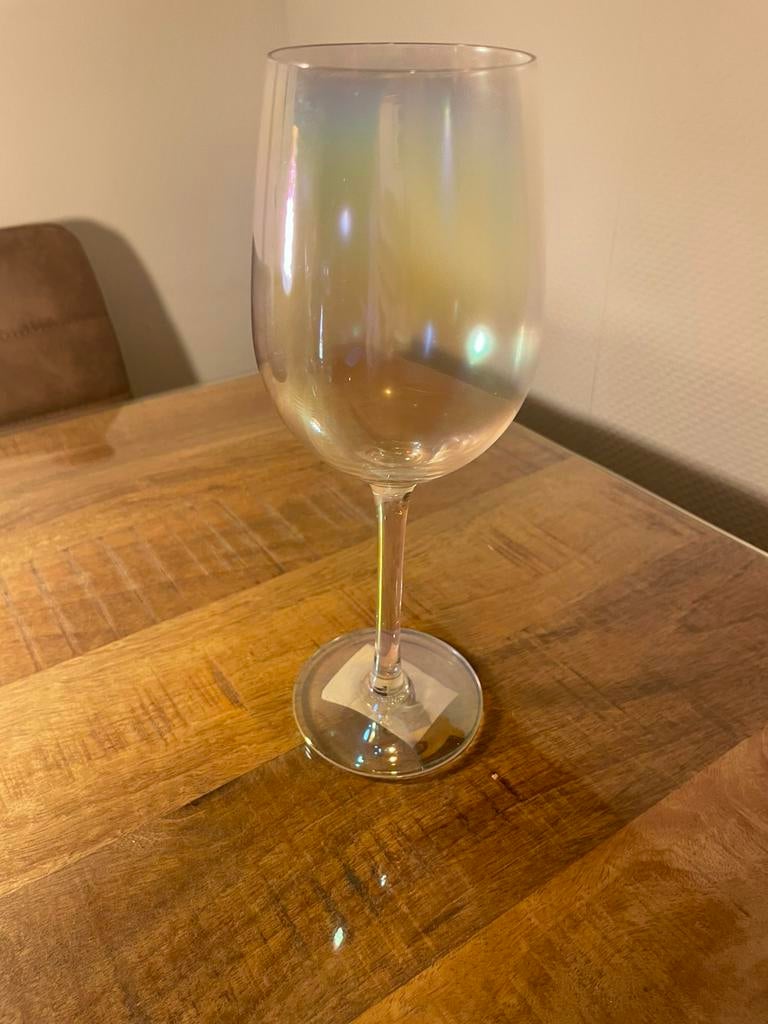 Nieuw regenboog wijnglas, Verzamelen, Ophalen of Verzenden, Zo goed als nieuw, Bierglas