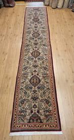 Vintage handgeknoopt perzisch tapijt loper ghom 400x78
