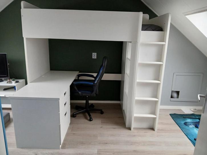 Ikea Hoogslaper met Bureau en Kast, Kinderen en Baby's, Kinderkamer | Stapelbedden en Hoogslapers, Zo goed als nieuw, Hoogslaper