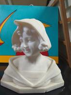 Antiek Albast Beeldje van een Meisje, Antiek en Kunst, Ophalen of Verzenden