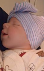 Zeer realistiche baby, Verzamelen, Poppen, Ophalen of Verzenden, Zo goed als nieuw, Babypop