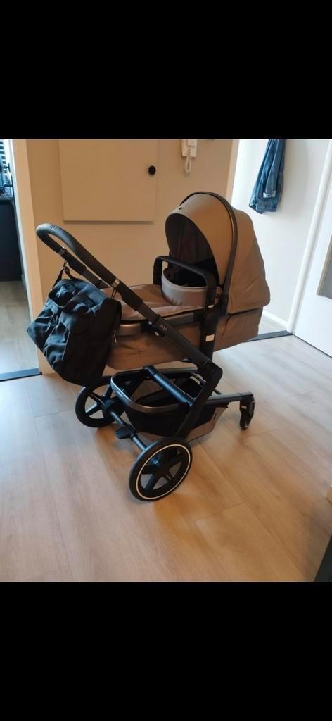 Joolz kinderwagen sage green, Kinderen en Baby's, Kinderwagens en Combinaties, Zo goed als nieuw, Overige merken, Ophalen of Verzenden