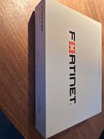 Fortinet FortiGate 40F Firewall met Voeding, Computers en Software, Routers en Modems, Ophalen of Verzenden, Gebruikt, Router
