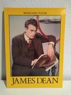 Boek James Dean - Footsteps of a Giant, Boeken, Ophalen of Verzenden, Zo goed als nieuw, Film, Tv en Media