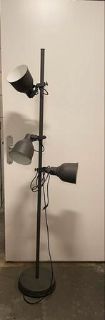 Grijze HEKTAR vloerlamp ikea met nieuwe lampen, Ophalen, Gebruikt, Metaal, 150 tot 200 cm