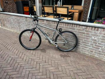 Nette mountainbike 26 inch beschikbaar voor biedingen