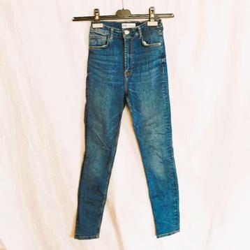 Leuke stretch spijkerbroek. Mt 36. Merk Zara beschikbaar voor biedingen
