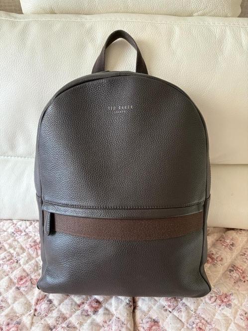 Ted Baker chocolade bruin echt leder origineel rugtas ZGAN, Sieraden, Tassen en Uiterlijk, Tassen | Rugtassen, Zo goed als nieuw