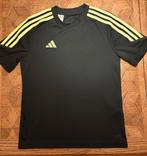 Adidas sportpakje in uitstekende staat, Kinderen en Baby's, Kinderkleding | Maat 152, Adidas, Jongen of Meisje, Sport- of Zwemkleding