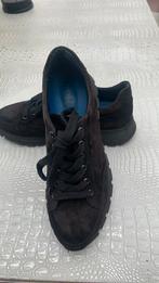 Zwarte Sneakers - Maat 42  merk Giorgo, Ophalen of Verzenden, Zo goed als nieuw, Zwart, Sneakers of Gympen