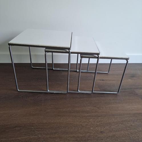 Brabantia Nesting Tables – Set van 3 vintage bijzettafels, Huis en Inrichting, Tafels | Bijzettafels, Gebruikt, Rechthoekig, 60 cm of meer
