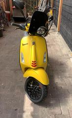 Vespa Sprint S | Brom | 2018, Fietsen en Brommers, Scooters | Vespa, Ophalen, Maximaal 45 km/u, Vespa S, Zo goed als nieuw
