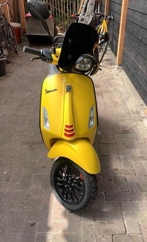 Vespa Sprint S | Brom | 2018, Fietsen en Brommers, Scooters | Vespa, Zo goed als nieuw, Vespa S, Maximaal 45 km/u, Benzine, Ophalen