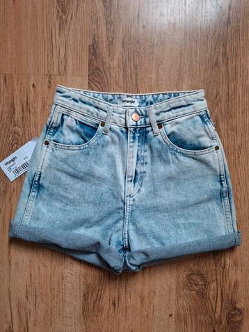 Wrangler Let it go Mom denim shorts NEW  beschikbaar voor biedingen