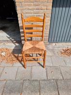 4 nette eettafel stoelen met biezen mat., Huis en Inrichting, Stoelen, Ophalen, Riet of Rotan, Bruin, Zo goed als nieuw