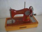 Speelgoed naaimachine, Antiek en Kunst, Ophalen of Verzenden