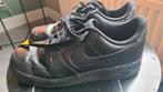 Nike airforce 1 zwart maar 44, Kleding | Heren, Schoenen, Ophalen of Verzenden, Zo goed als nieuw, Zwart