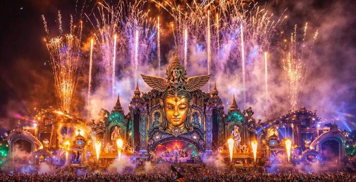 4x Tomorrowland W2 Glorious Sunday Pass, Tickets en Kaartjes, Evenementen en Festivals, Drie personen of meer