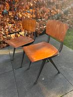 2 Kinderstoeltjes model Friso Kramer Ahrend, Huis en Inrichting, Stoelen, Ophalen of Verzenden, Gebruikt, Twee