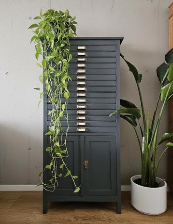 Antieke houten dossierkast vintage ladekast apothekerskast  beschikbaar voor biedingen