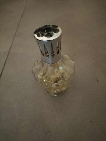 olie lamp beschikbaar voor biedingen