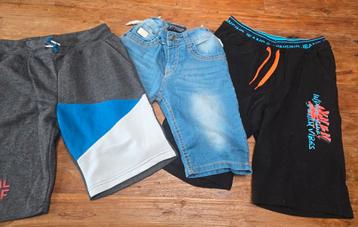 Pakket van 3 Shorts, Korte Broeken. Nieuw beschikbaar voor biedingen