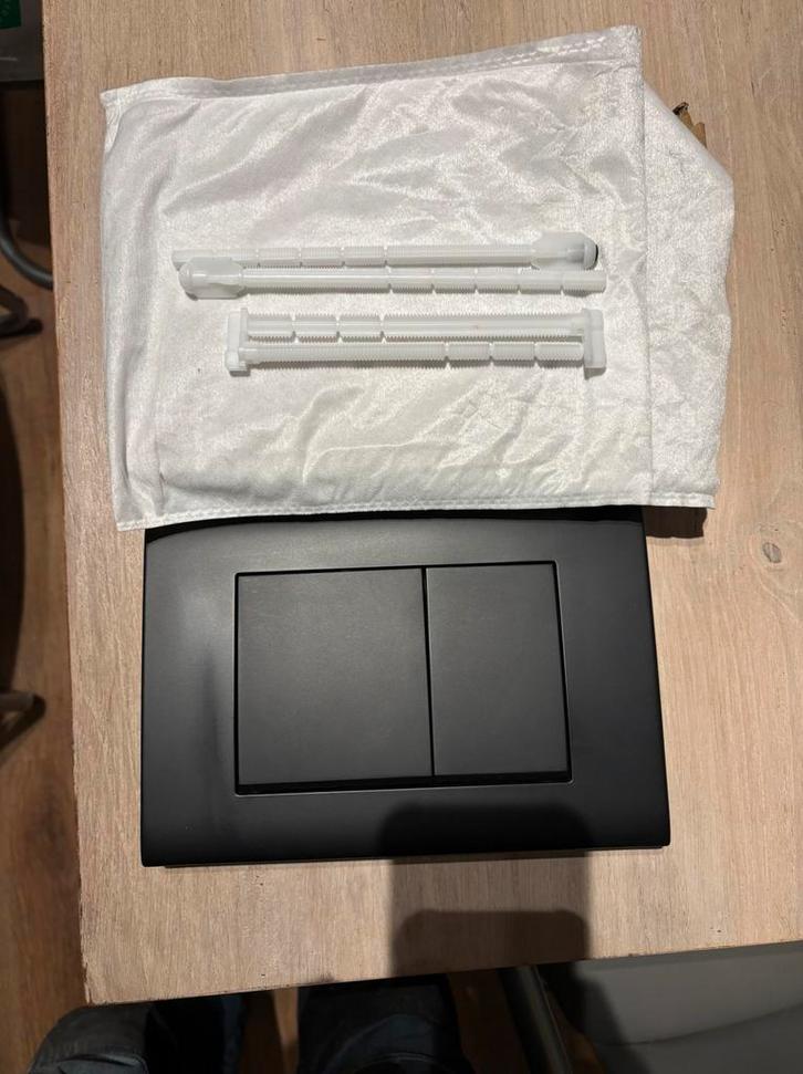 Bedieningspaneel voor Geberit mat zwart vierkant, Doe-het-zelf en Verbouw, Sanitair, Nieuw, Toilet, Ophalen of Verzenden