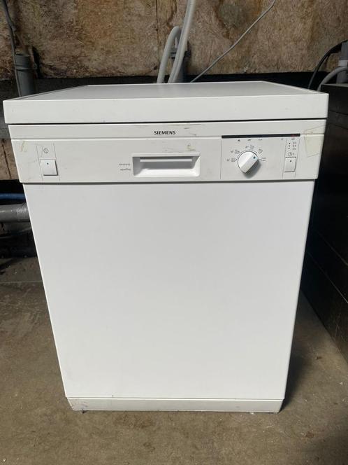 Siemens vrijstaande vaatwasser 60cm VOOR DE KLUSSER, Witgoed en Apparatuur, Vaatwasmachines, Gebruikt, Vrijstaand, Minder dan 85 cm