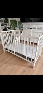 IKEA Babybed + Matras, Ophalen of Verzenden, Zo goed als nieuw, Ledikant