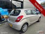 Hyundai i20 1.2i DynamicVersion INRUILKOOPJE, 450 kg, 4 cilinders, Origineel Nederlands, Handgeschakeld