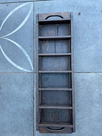 Mal voor bakstenen beschikbaar voor biedingen